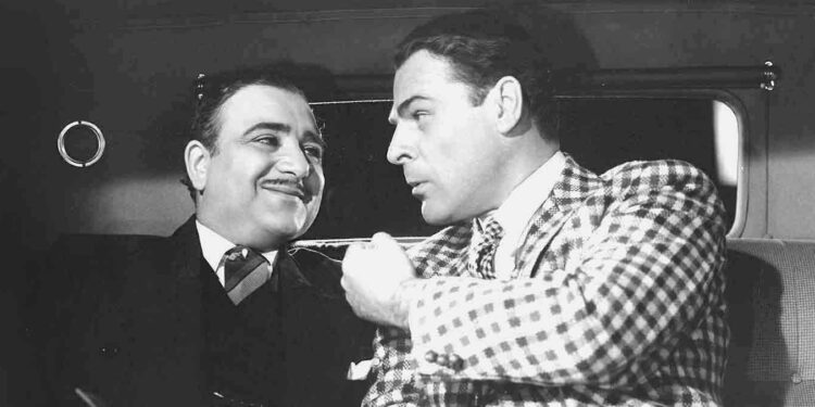 ‘The Boss’ (Akim Tamiroff) is more amused than frightened of either Dan McGinty’s (Brian Donlevy) bad sense of fashion or his big, meaty fist, in the Academy Award winning The Great McGinty (1940).