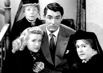 It’s Halloween night and there’s a knock on the door. Given the day they’ve already had, is it any wonder that Aunt Martha (Jean Adair) Elaine (Priscilla Lane) Mortimer (Cary Grant) and Aunt Abby (Josephine Hull) all look a little worried in Frank Capra’s Arsenic and Old Lace (1944).