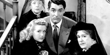 It’s Halloween night and there’s a knock on the door. Given the day they’ve already had, is it any wonder that Aunt Martha (Jean Adair) Elaine (Priscilla Lane) Mortimer (Cary Grant) and Aunt Abby (Josephine Hull) all look a little worried in Frank Capra’s Arsenic and Old Lace (1944).