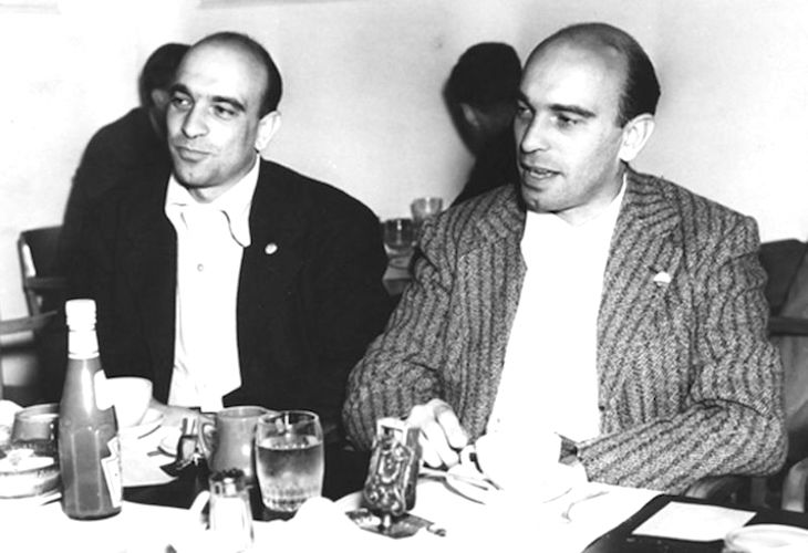 The Epstein twins. That might be Philip G. on the left; that may be Julius J. on the right. It’s as impossible to verify who is who via the web as it must have been in real life!